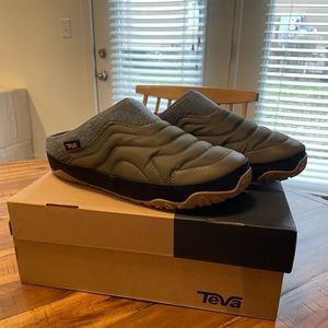 Teva Re EMBER Terrain Slip-on shoes